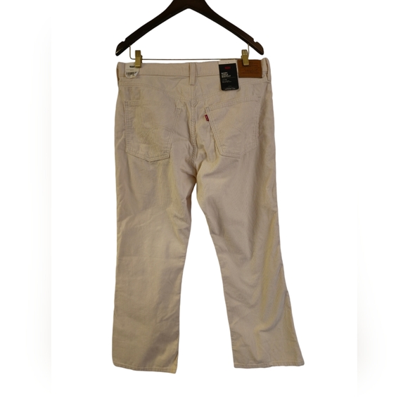 NWT Levi's Premium Middy Ankle Bootcut Corduroy Pants Cream Size 32 x 27 - Picture 3 of 15